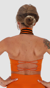 El sujetador de cuatro rayas