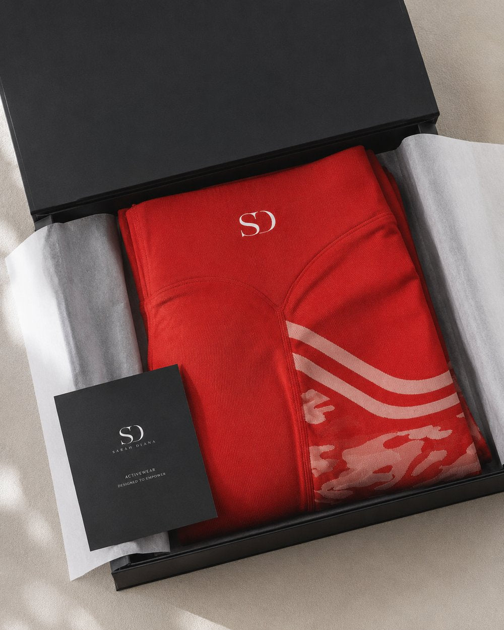 Iconic Red™ Leggings in der SD Signature Box