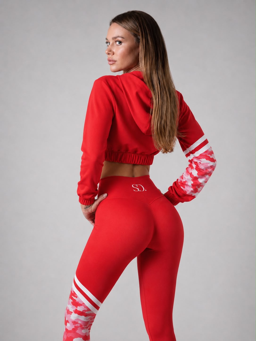 Iconic Red Set Sculpting Back